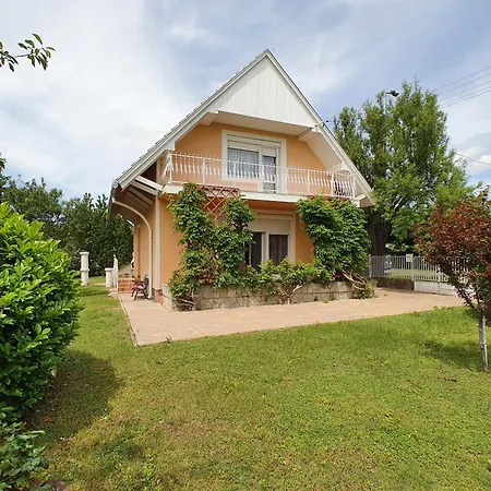 Holiday home No 54 House Eva Vonyarcvashegy